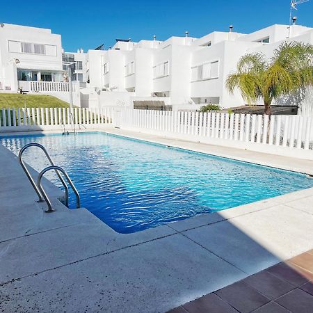 A Levante Conil- Solo Familias Y Parejas Conil De La Frontera Eksteriør billede